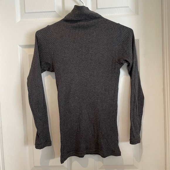 Club Monaco Tops - CLUB MONACO long sleeve turtle neck